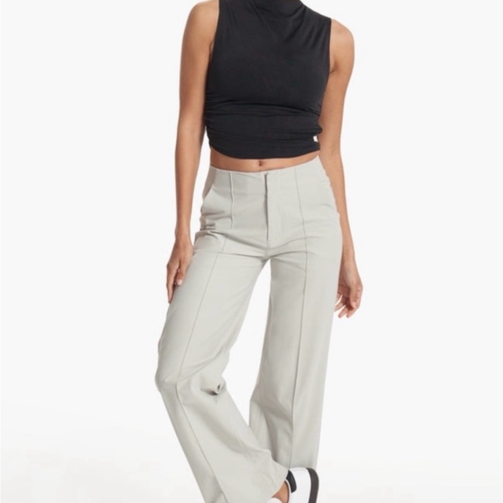 High-Rise Wide Leg Pants in Light Gray